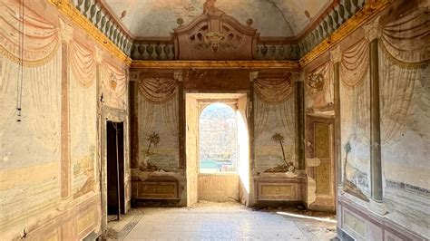 Belleza Perdida Un Viaje Por El Interior De Casas Abandonadas