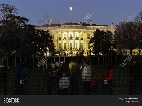 White House Night - Image & Photo (Free Trial) | Bigstock