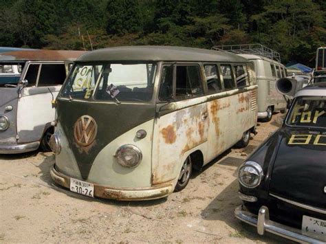 Pin By Current Slides On Cal Look Vintage Vw Bus Vw Bus Volkswagen