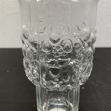 Se Produkter Som Liknar Glasvas Glas Vas Retro Design P Tradera