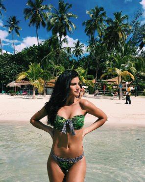 Green Bikini Porn Pic