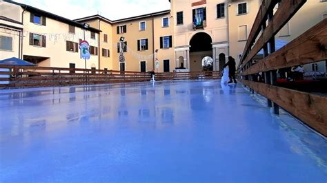 La Pista Di Ghiaccio E La Ruota In Mercatale Musica E Luci In Centro