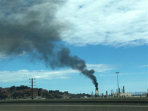 Flaring At Chevron Refinery In Richmond Sending Smoke Over East Bay