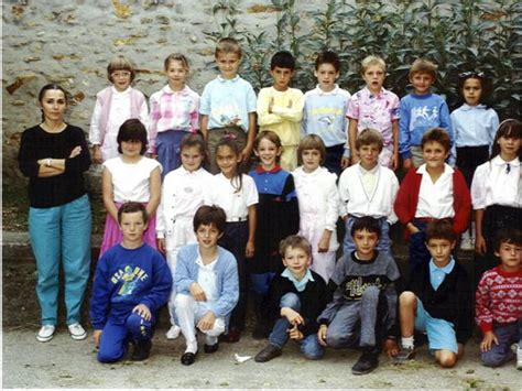 Photo De Classe Ce De Ecole De Nesles La Gilberde Lumigny