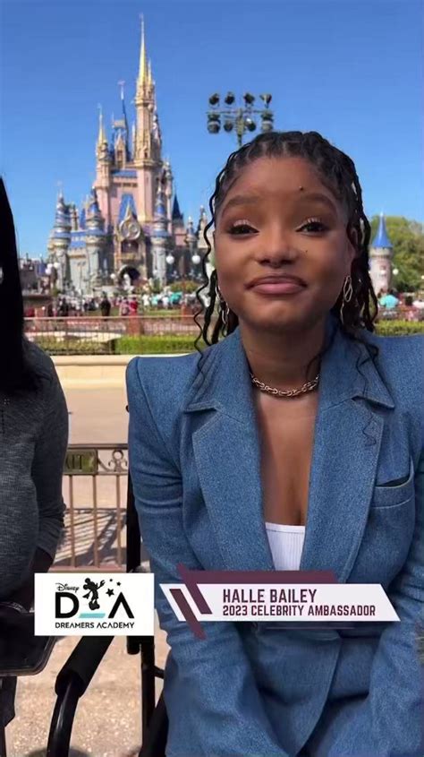 Halle Bailey Legion 🧜🏽‍♀️ On Twitter Halle At Disney World She Is The 2023 Disney Dreamers