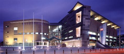 Te Papa Tongarewa The National Museum Of Aotearoa New Zealand Holmes