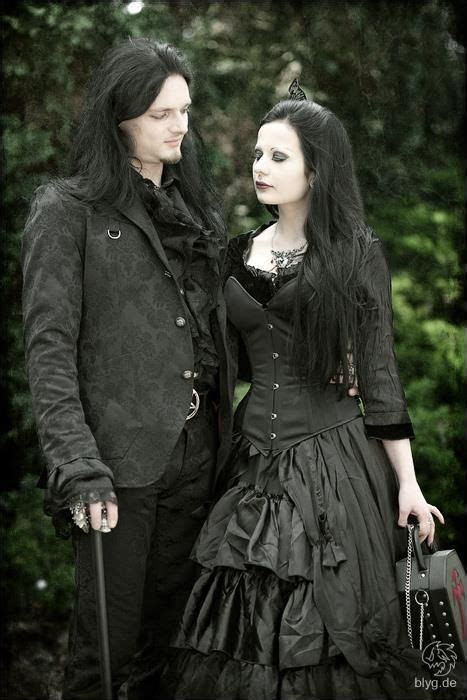 Gothicwedding Couple Gothic Fashion Romantic Goth Gothic Outfits