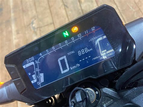 Купить б у Honda CB 300R инжектор 6 передач в Москве чёрный naked bike 2021 года на Авто ру ID