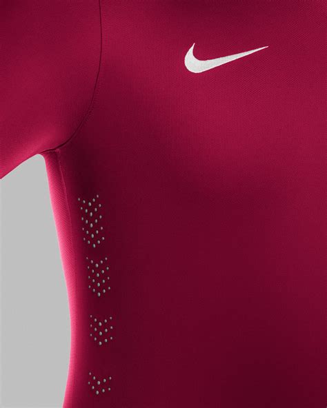 Qatar and Nike Unveil National Football Team Kits - Nike News