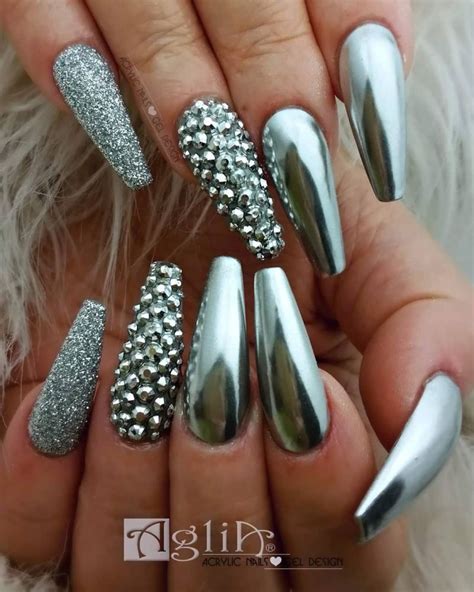 60 Classic Chrome Nail Art Designs For Winter | Style VP