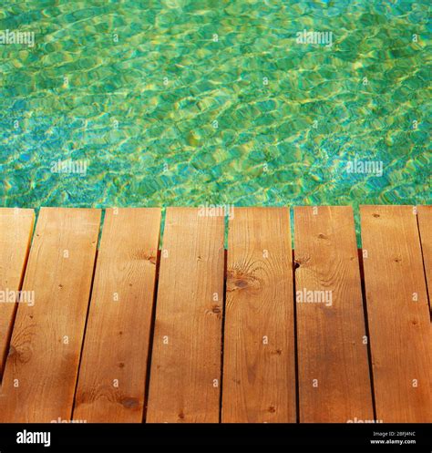 Sfondo A Bordo Piscina Immagini E Fotografie Stock Ad Alta Risoluzione