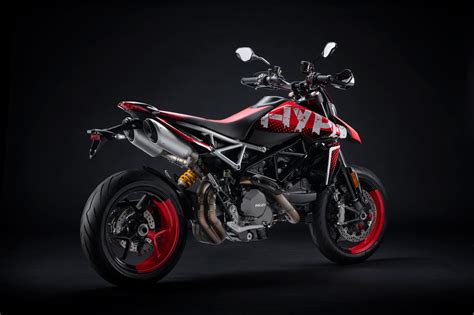 2022 Ducati Hypermotard 950 RVE Guide Total Motorcycle