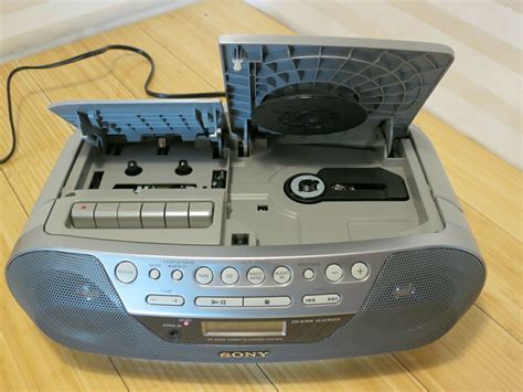 Sony CFD-S05 Cassette Tape Recorder CD Player Boombox Mega Bass AM FM ...