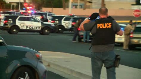 Las Vegas Police Arrest A Suspect After Reports Of Masked Gunman Cnn