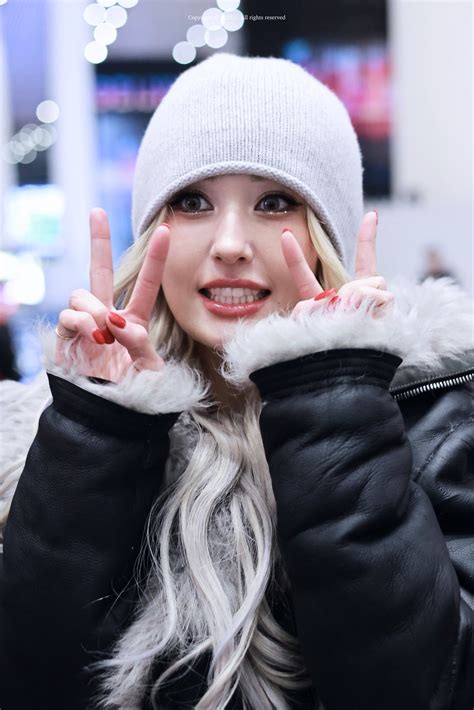 251219 Somi at PEK Airport | kpopping