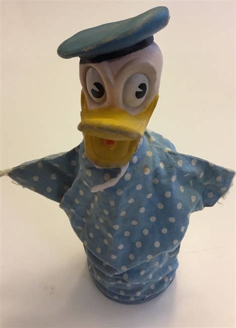 Vintage Donald Duck Hand Puppet Walt Disney Products And Gund Etsy