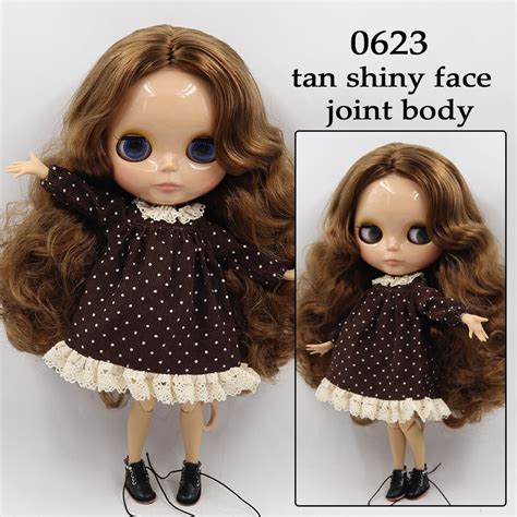 Neo Blythe Muñeca con cabello castaño piel bronceada cara linda y