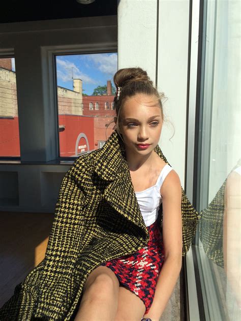 Dance Moms Maddie Ziegler Talks Fall Fashion Trends Abby Lee Miller