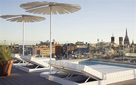 12 Best Rooftop Pools at hotels in Barcelona [2023 UPDATE]