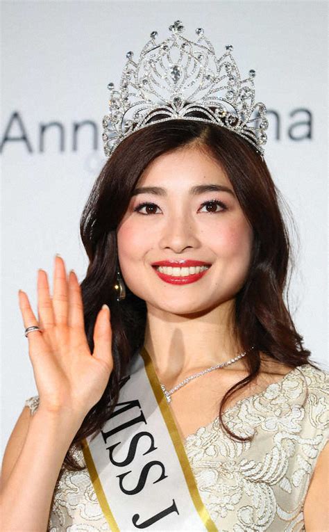 ＜2019ミスジャパン＞グランプリに輝いた土屋炎伽さん（中央）（撮影・会津 智海） ― スポニチ Sponichi Annex 芸能