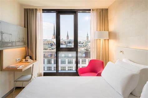 Best Hamburg Hotels with Scenic Views — The Most Perfect View