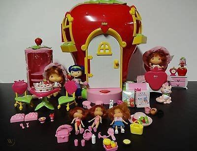 Strawberry Shortcake Doll House, Furniture, Dolls, Wardrobe & Accessories-Bandai | #518510132