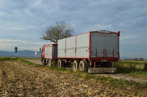 Neeb Sohn GmbH Landwirtschaftliche Transporte