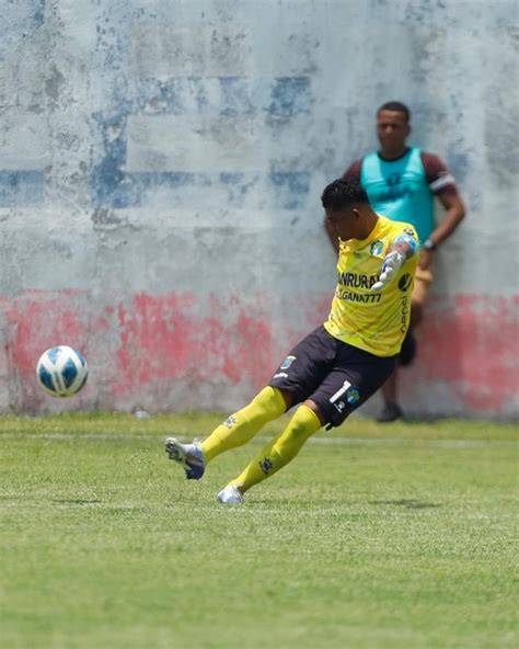 Comunicaciones Fc Gk Away Kit