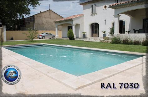 Ral Gris Pierre Couleur Gel Coat Piscine En Eau Vestric Composites