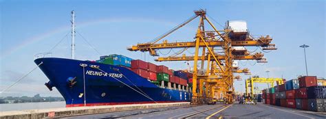 A Guide To Key Shipping Terms Harbours Terminals Ports