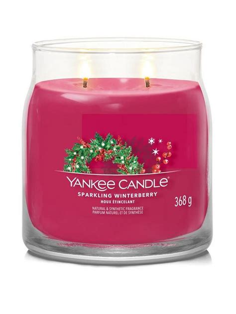 Yankee Candle Signature Sparkling Winterberry Medium Jar Candle Very