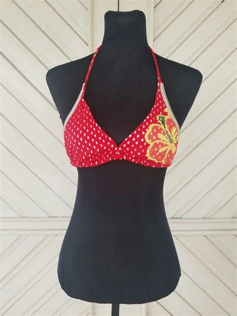 Mossimo Red Bikini Top Women S Fashion Tops Others Tops On Carousell