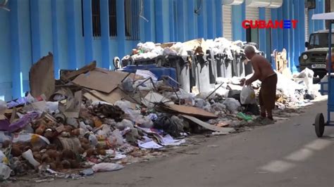 Se Agrava La Crisis De La Basura En La Calles De La Habana