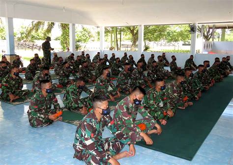 Peringati Maulid Nabi Di Musholla Al Hidayat Yonko 462 Paskhas