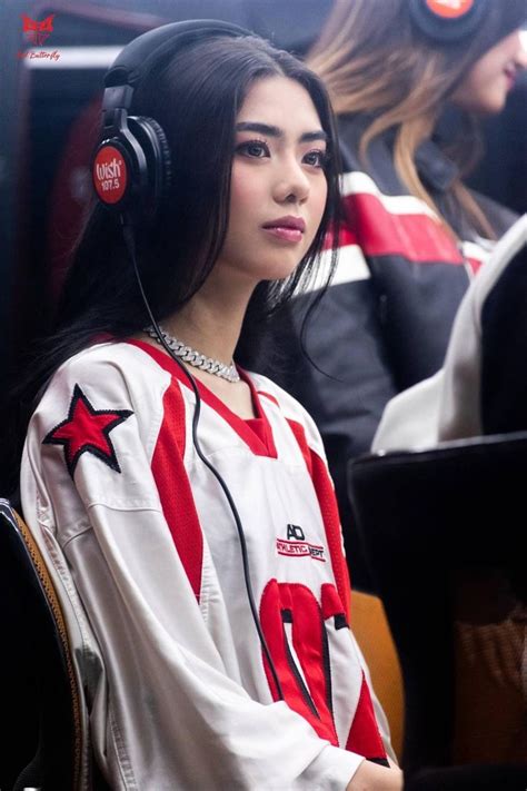 Pin By Benedict Zambo On Quick Saves In 2024 Aesthetic Dress Tiktok Style Pretty Brunette