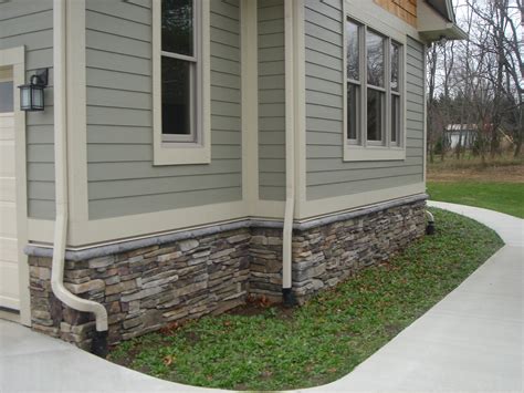 Bucks County Southern Ledgestone With Grey Water Table Sills By Boral