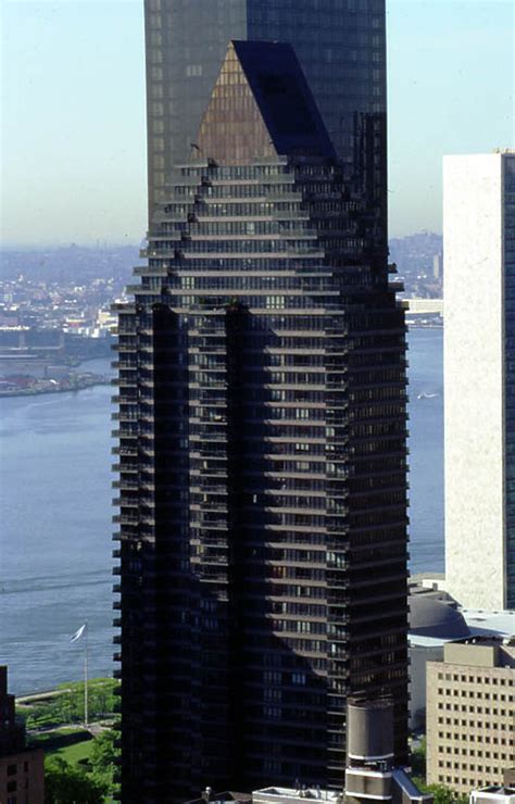 100 United Nations Plaza Tower Photo 346 858 884 Stock Image Skydb