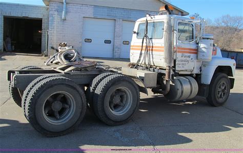 1980 Mack R686st Semi Truck In Winona Mn Item F5564 Sold Purple Wave