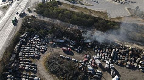 Incendio En Corral N De El Carmen Destruye Remolque Y Varios Veh Culos