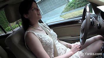 Yanks Cutie Savannah Sly Se Masturba En El Coche XVIDEOS