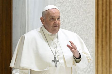 Pope Francis To Be Scandalized By Gay Couple Blessings Is Hypocrisy Hear Our Voices