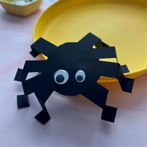 Adorable And Simple Paper Spider Craft For Preschoolers