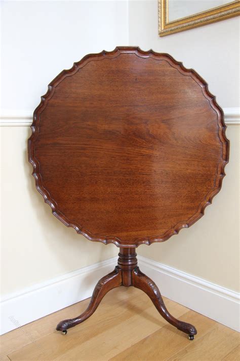 A Good Georgian Walnut Tilt Top Pie Crust Table As210a037 Antiques Atlas