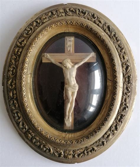 Crucifix De J Sus Christ Cadre En Bois Et Pl Tre Catawiki