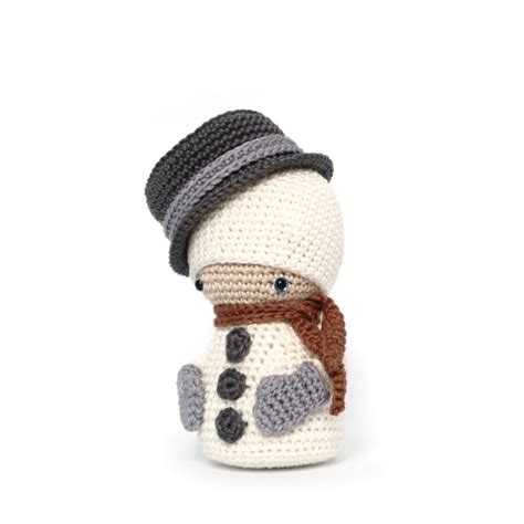 Snowman amigurumi pattern - Amigurumi.com