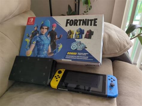 Nintendo Switch Fortnite Wildcat Console Bundle No Code