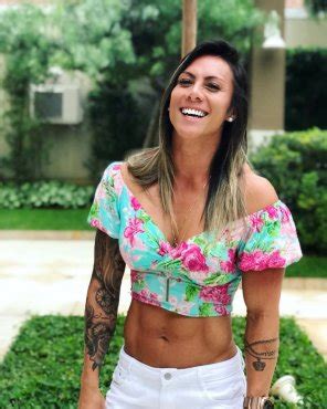 Carolinne Hobo Porn Pic