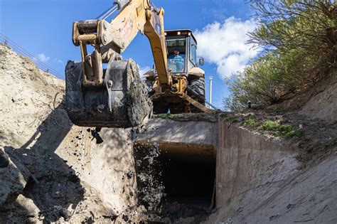 La Municipalidad Intensifica Las Tareas De Limpieza De Pluviales En