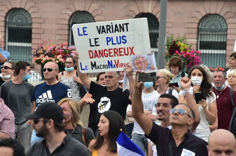 Vosges Anti Pass Sanitaire Environs Personnes Manifestent Pinal