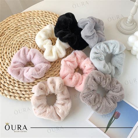 Jual Scrunchie Bulu Halus Motif Polos Ikat Rambut Korea Aesthetic